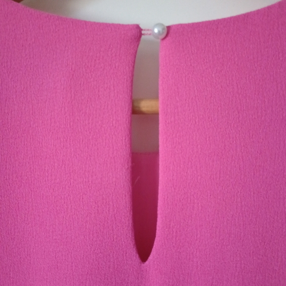 Elegant Pink Ruffle Sleeve Dress Size Medium - Picture 11 of 12